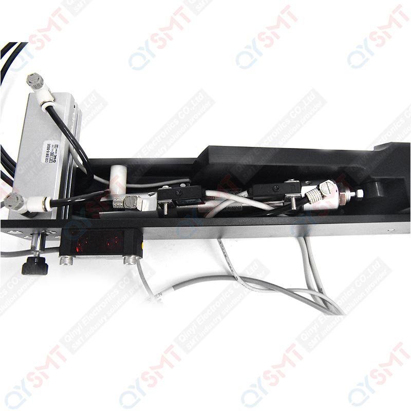 AUTO SCREEN LOADER