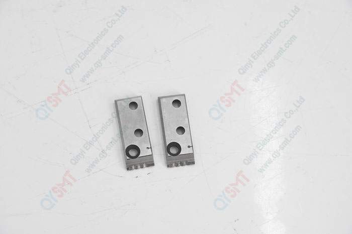 Lead cutter ( B )