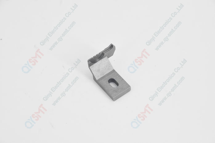 MATERIAL PUSHING FEEDER