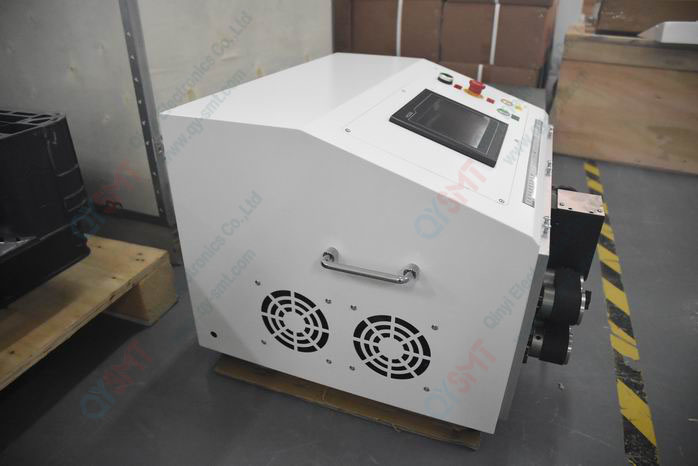 Wire stripping machine