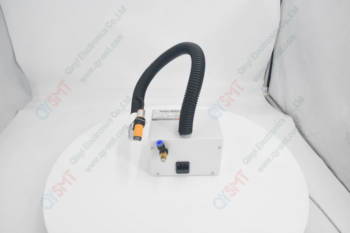 Ionizing air snake
